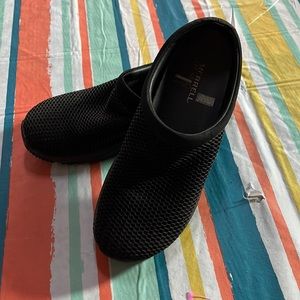 Merrell Black Slip-On Encore Breeze Clog Mules Size 9